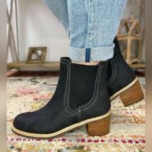 Corkys Footwear Women's Doohickey Heeled Boot Black Size 9 Women